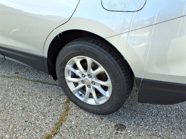 2019 Chevrolet Equinox LT photo 4