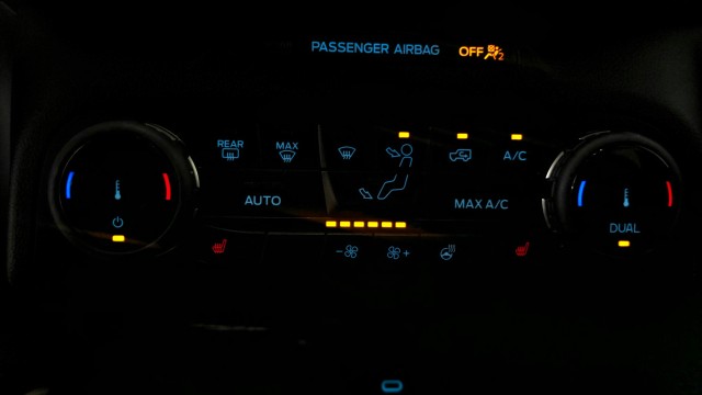 Used 2022  Ford Outer Banks image 20