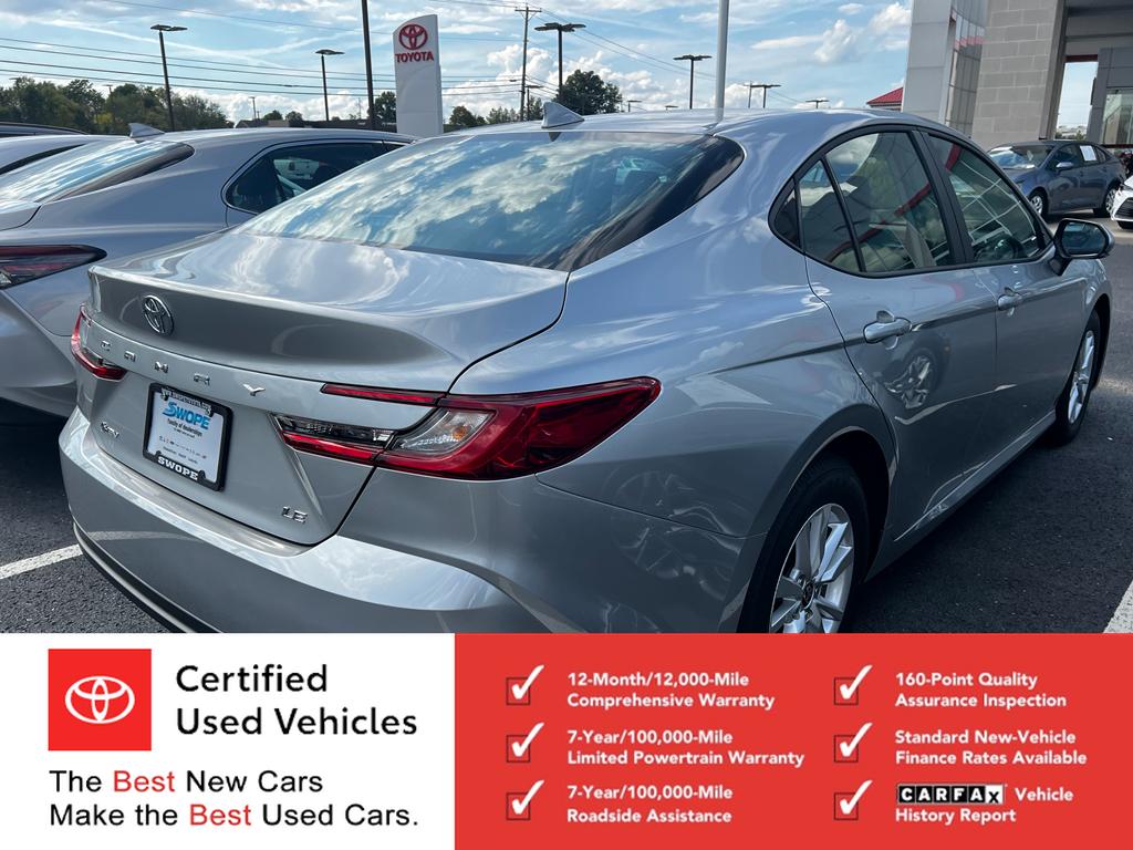 2025 Toyota Camry Hybrid LE photo 3