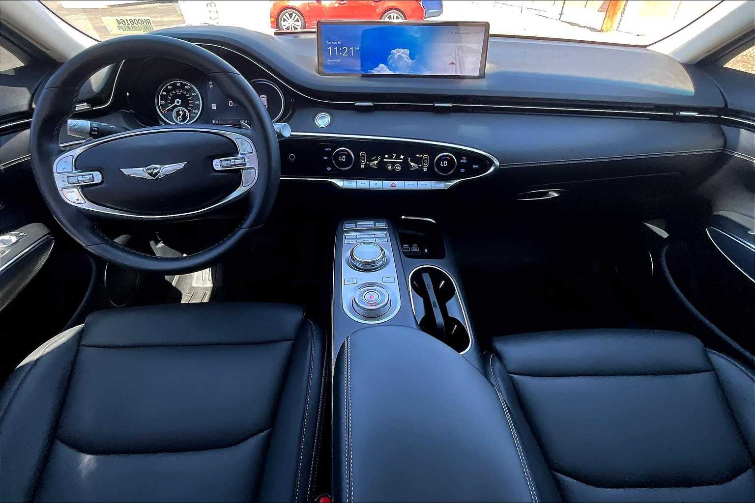 2024 Genesis GV70 2.5T photo 12
