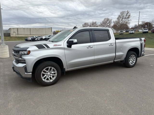 Used 2020 Chevrolet Silverado 1500 LT with VIN 3GCUYDED1LG331604 for sale in Kansas City