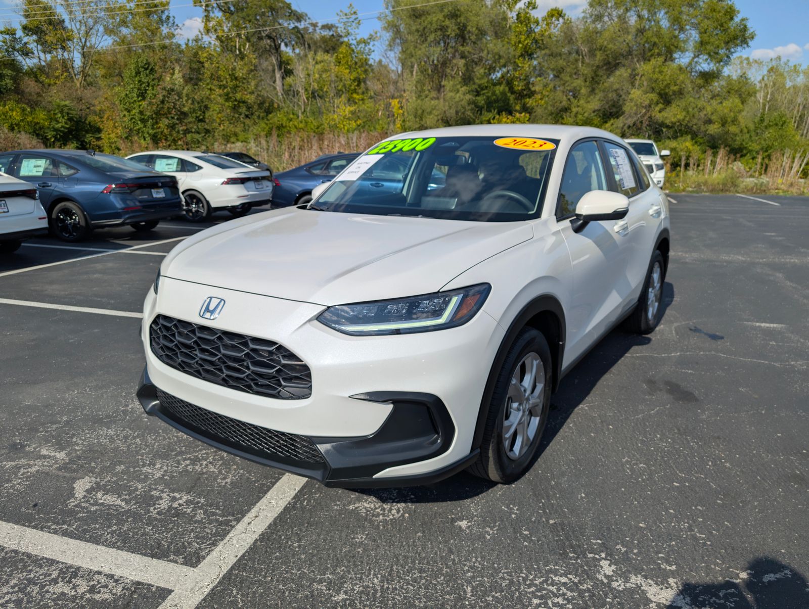 2023 Honda HR-V LX photo 2