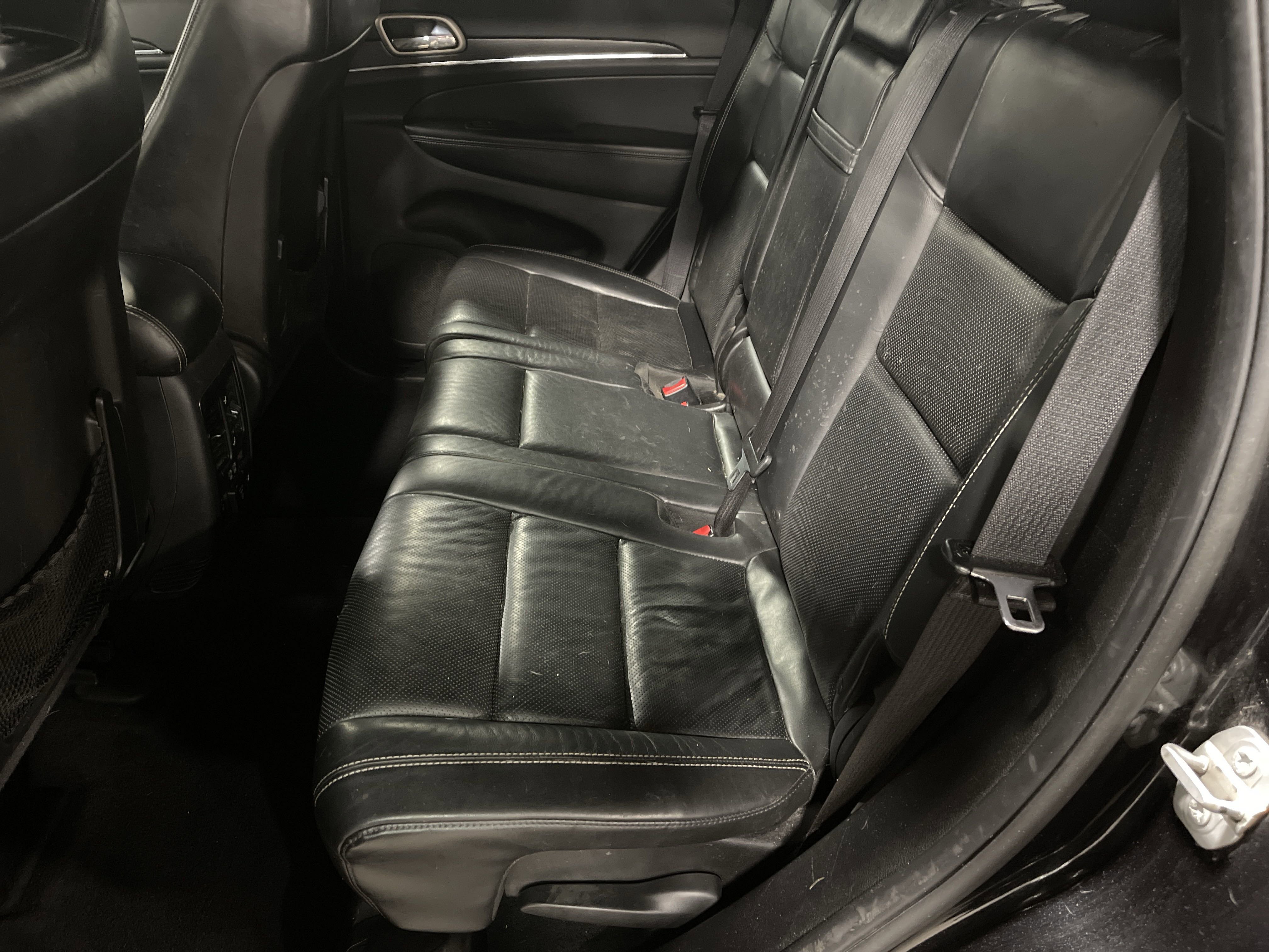 2016 Jeep Grand Cherokee Limited photo 4