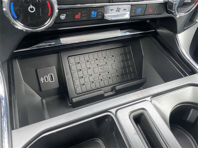 2025 Ford F-150 Lariat photo 13