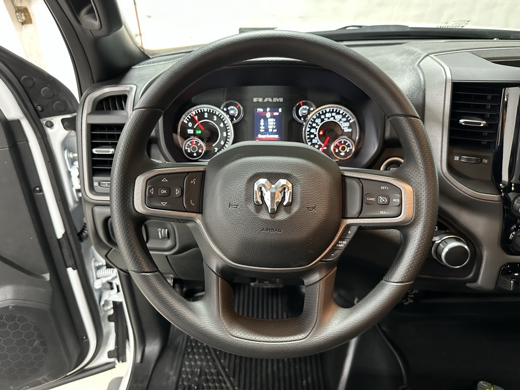 2024 Ram 2500 Tradesman photo 2