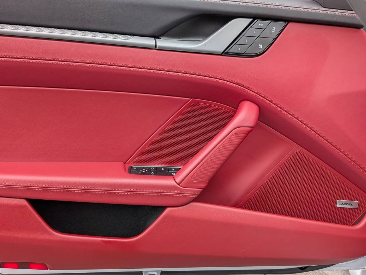2024 Porsche 911 S photo 13