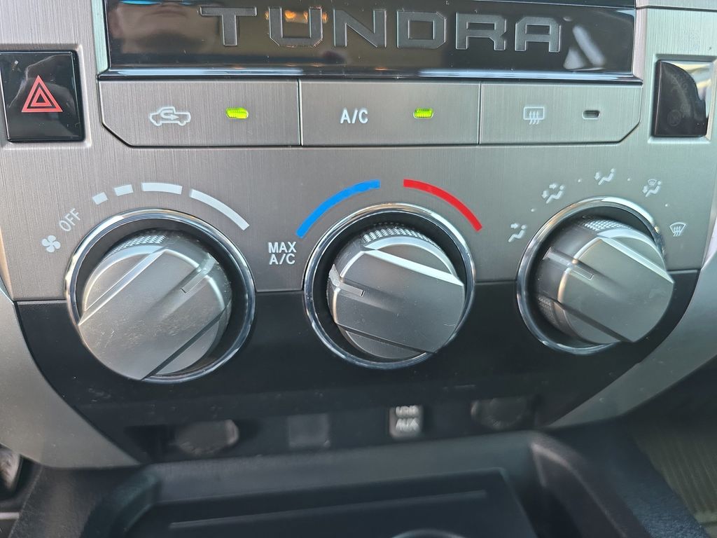 2019 Toyota Tundra SR5 Grade photo 24