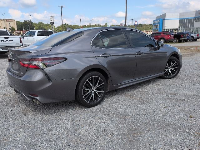 2023 Toyota Camry SE photo 4