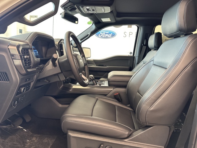 2025 Ford F-150 Lariat photo 11