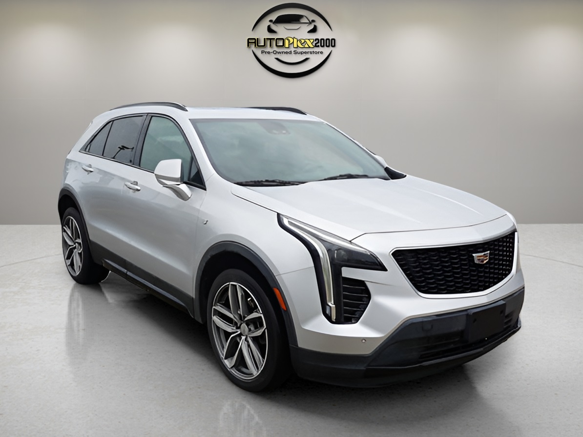 Used 2020 Silver Cadillac Sport image 1