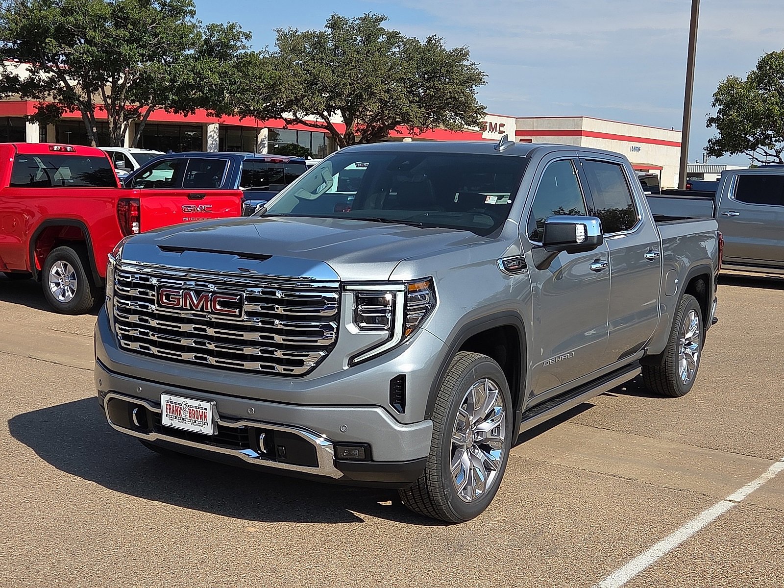 2026 GMC Sierra 1500 Denali's photo
