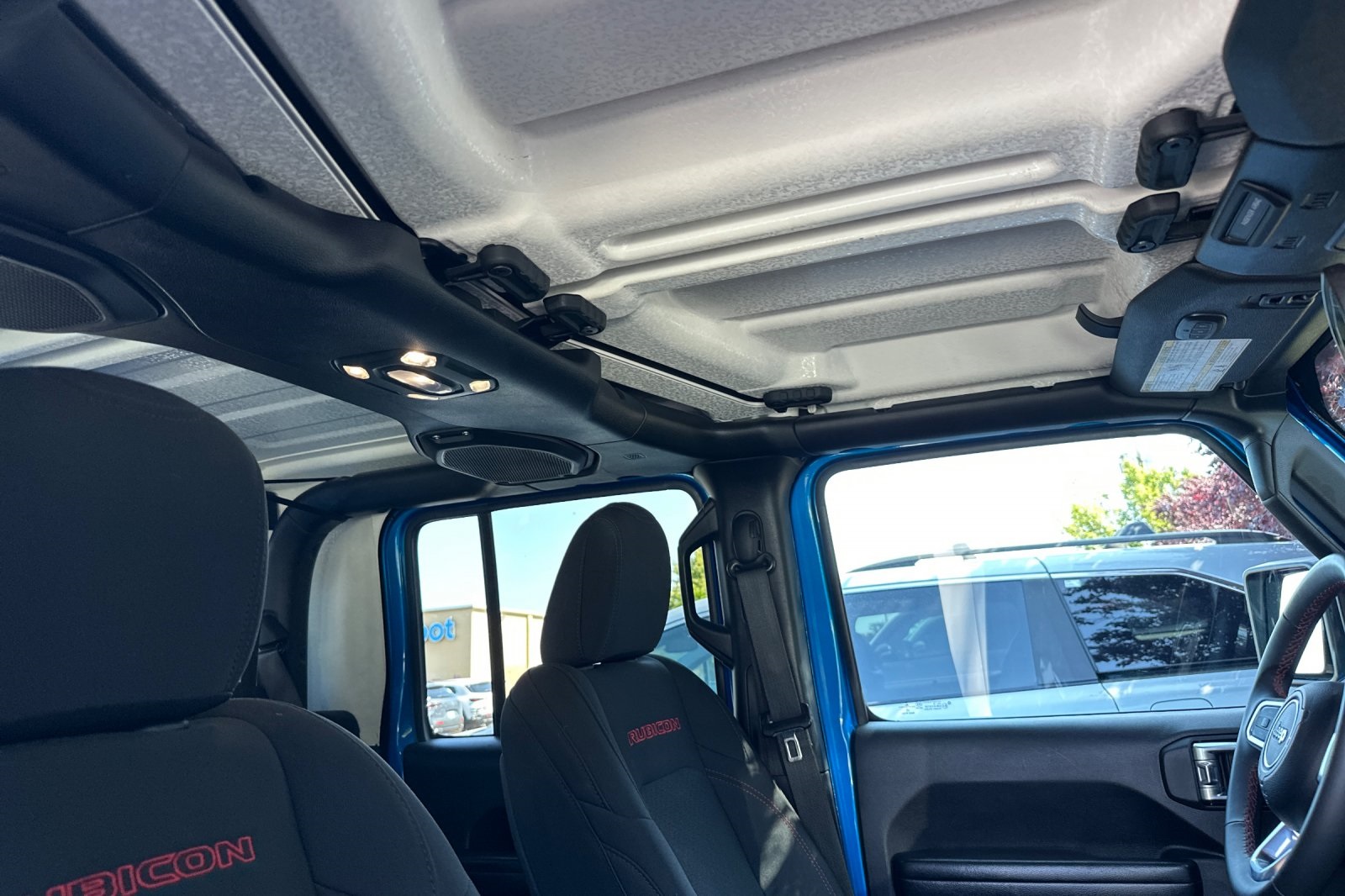 2020 Jeep Gladiator Rubicon photo 16