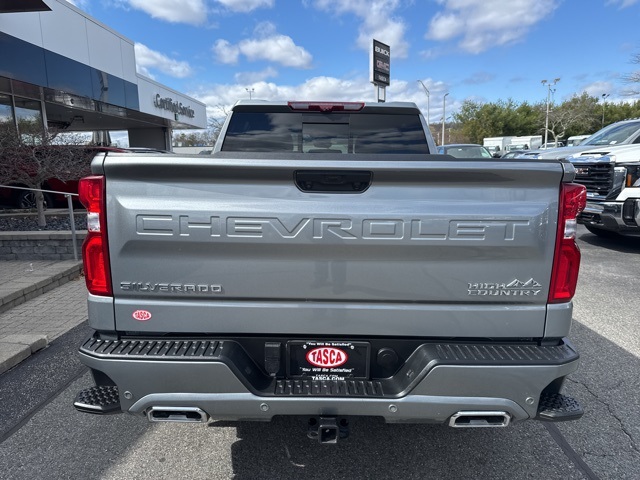 2023 Chevrolet Silverado 1500 High Country photo 4