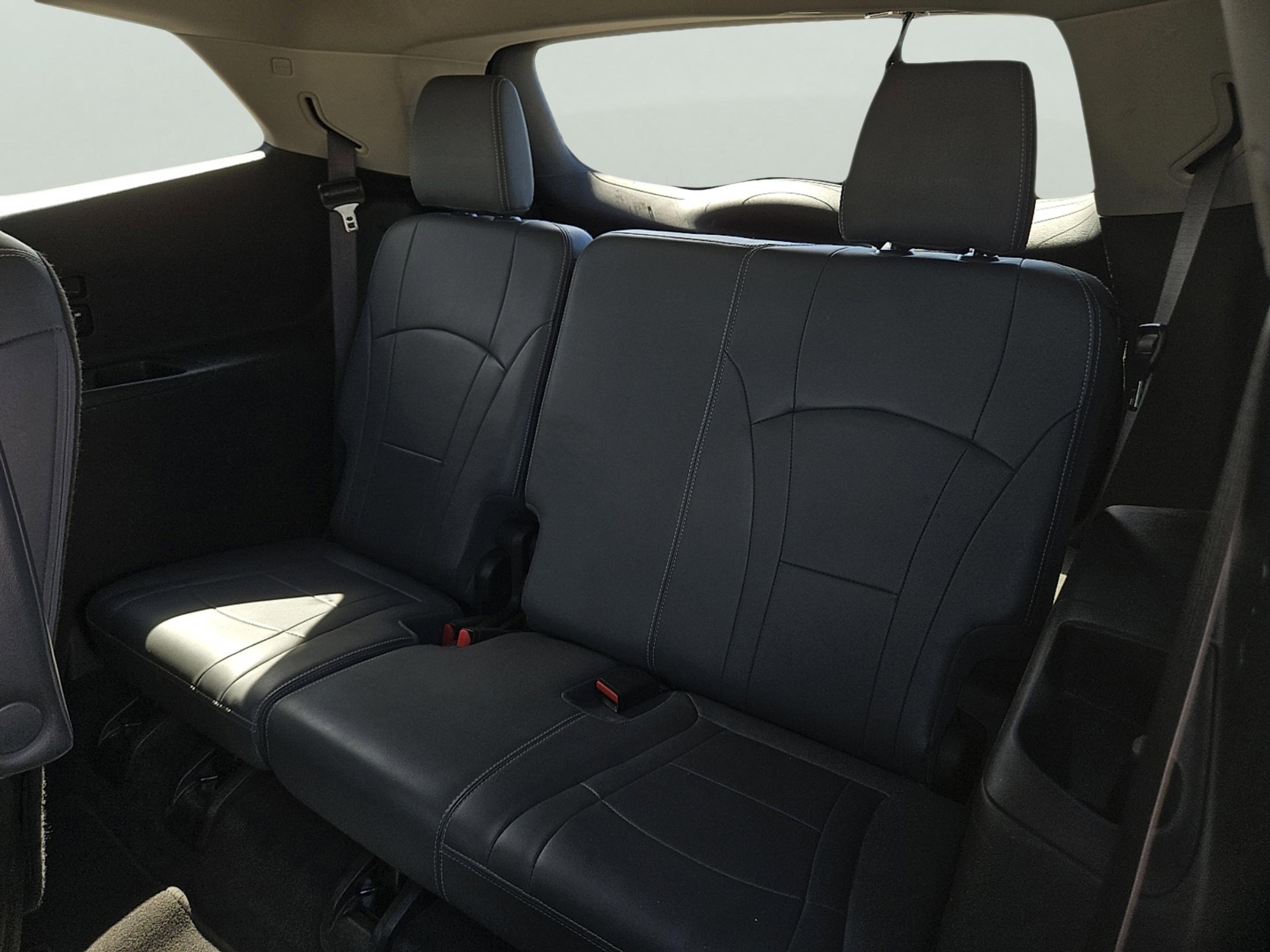 2019 Buick Enclave Essence photo 16