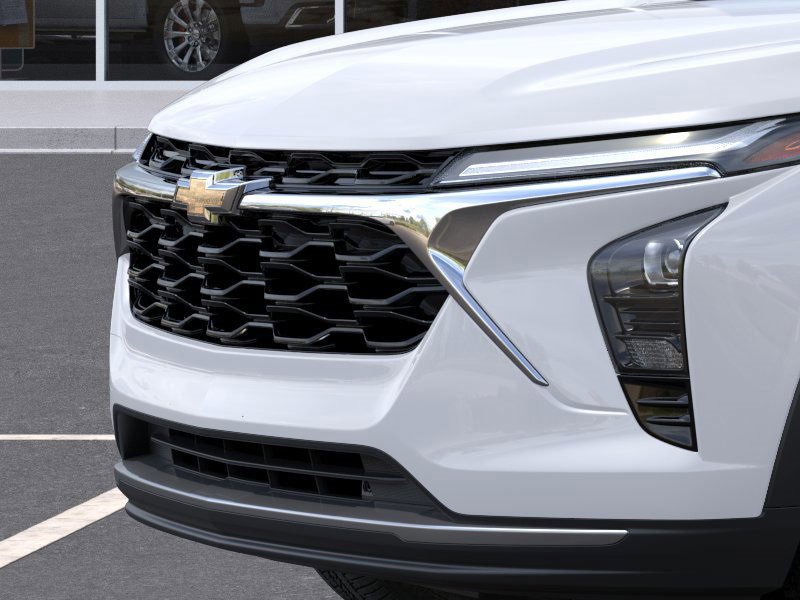 2025 Chevrolet Trax LT photo 12