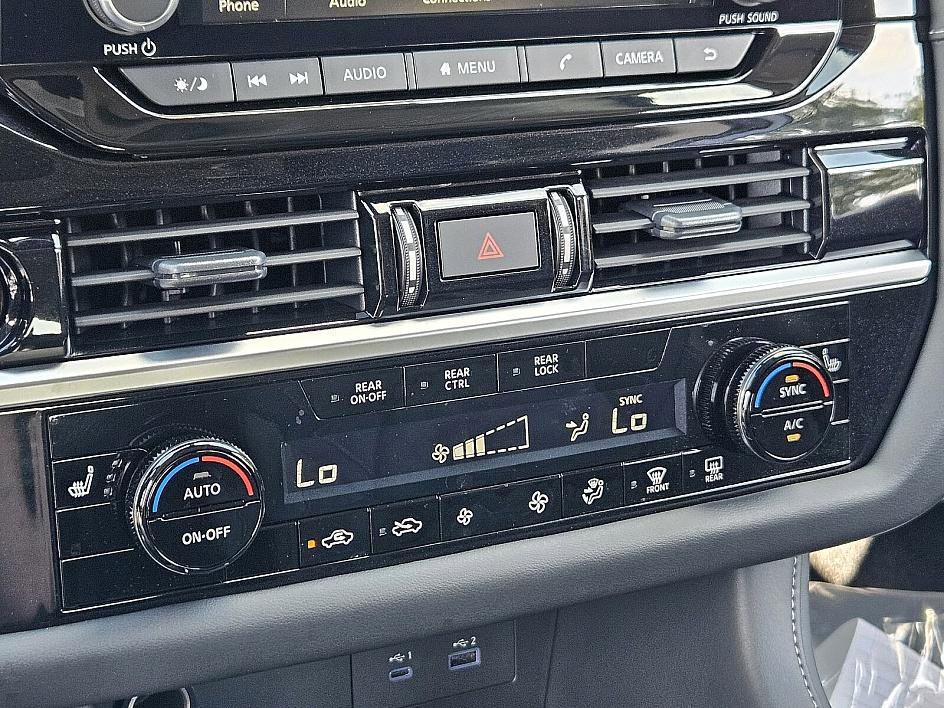 2025 Nissan Pathfinder SV photo 22