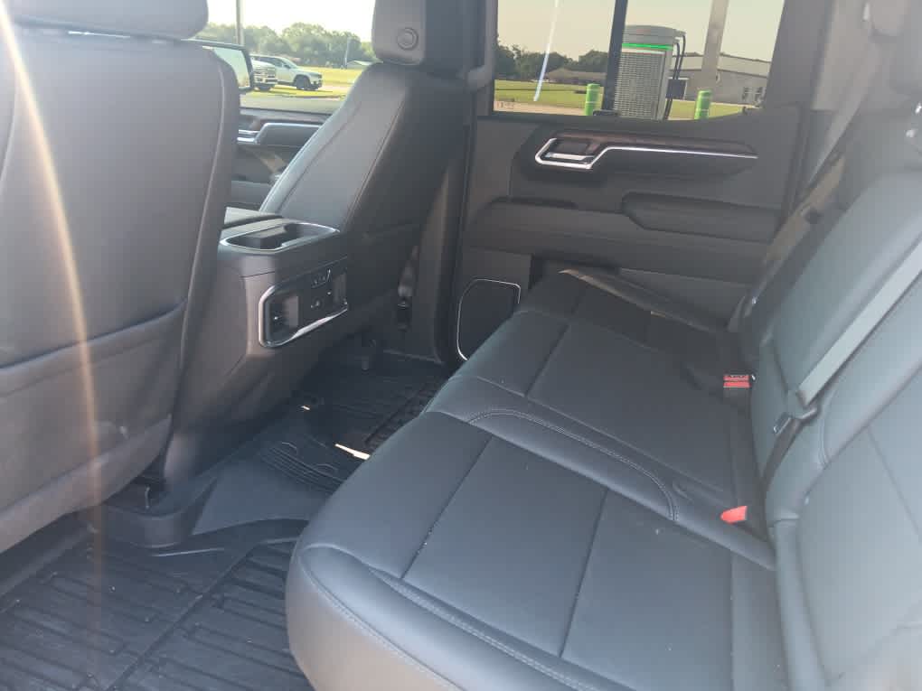 2025 Gmc Sierra 1500 SLT photo 10