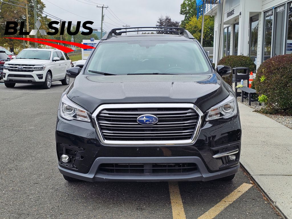 2022 Subaru Ascent Limited photo 2