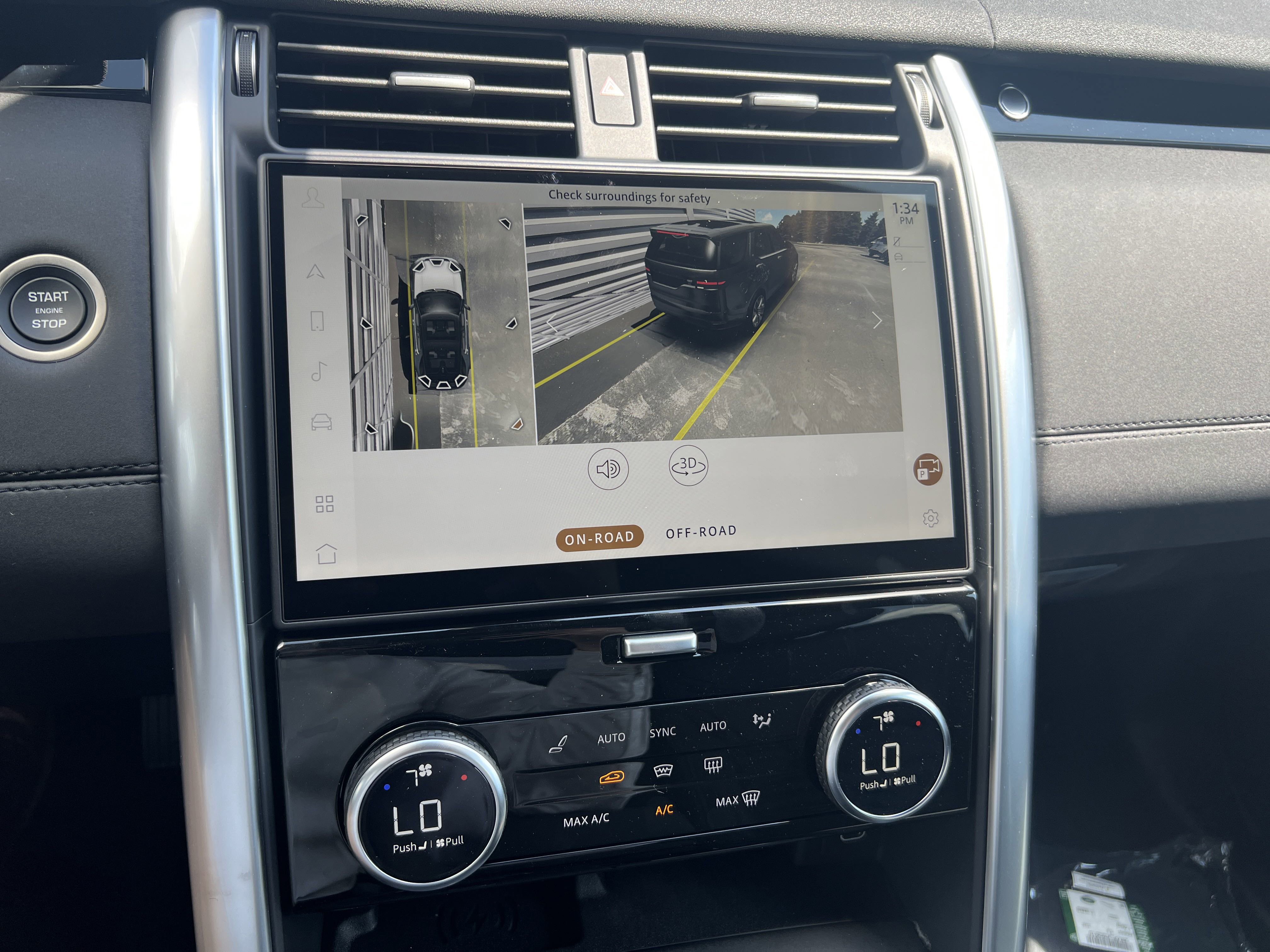 2025 Land Rover Discovery S photo 12
