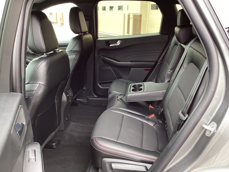 2025 Ford Escape Hybrid ST-Line Select photo 22