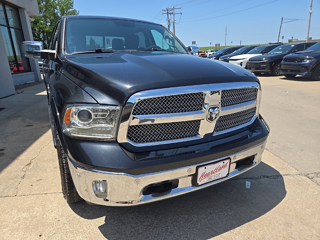 2017 Ram 1500 Laramie photo 16