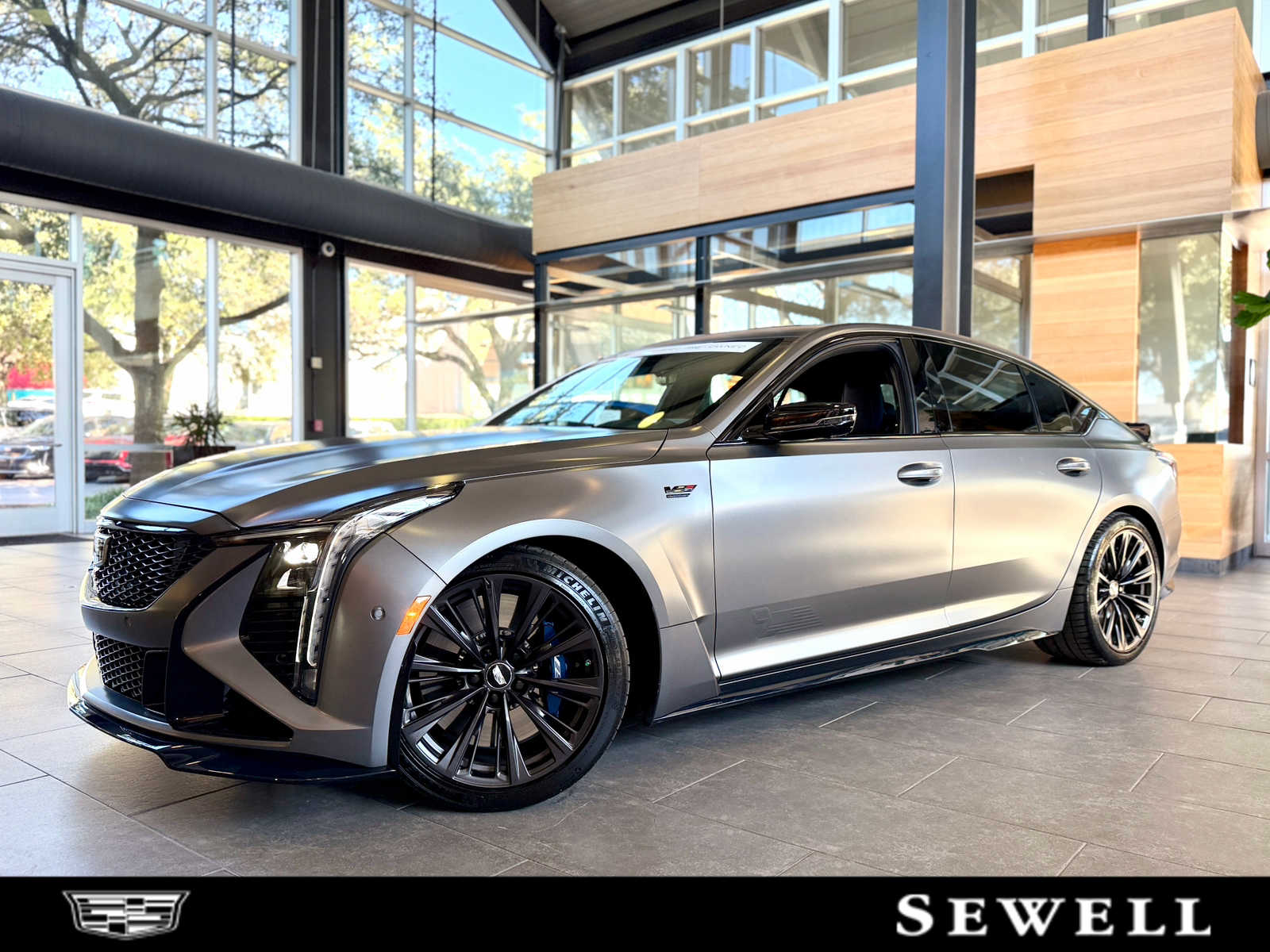 2025 Cadillac CT5 V-Series Blackwing's photo