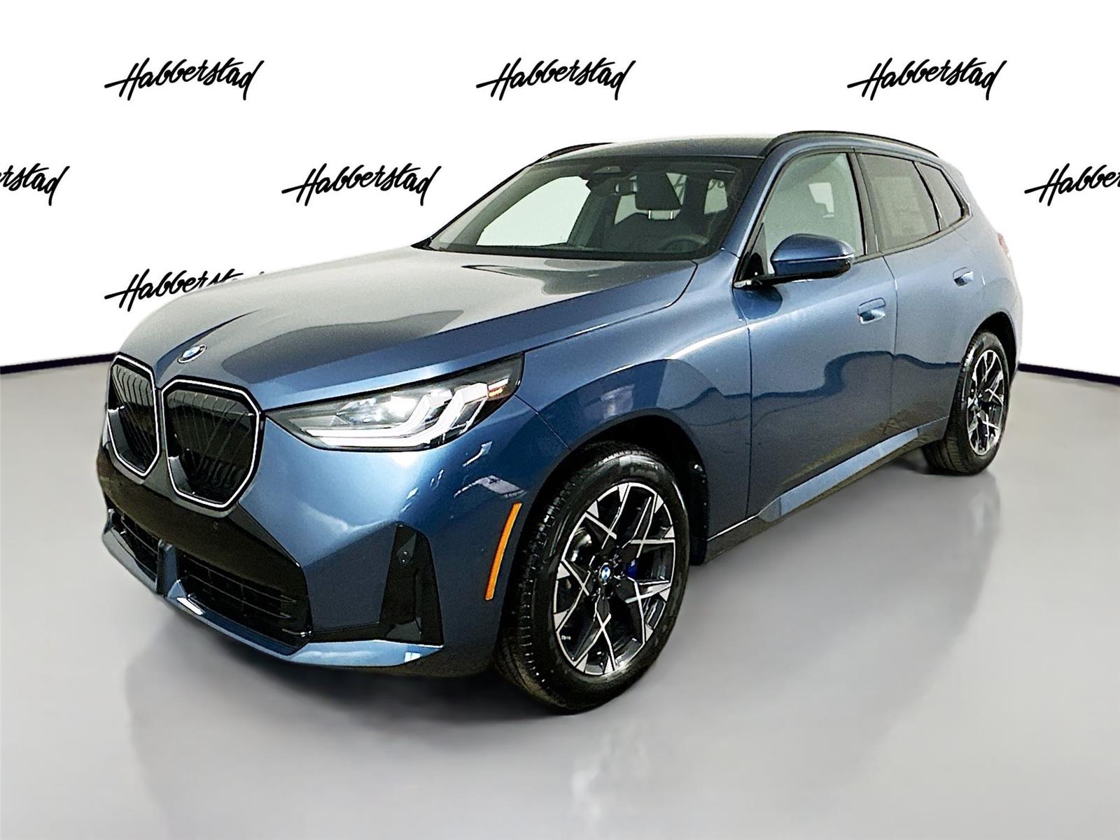 2026 BMW X3 30's photo