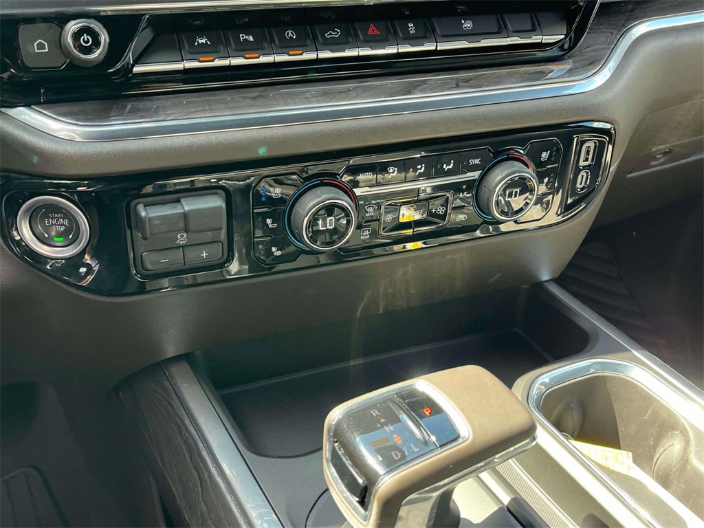 2024 Chevrolet Silverado 1500 LTZ photo 31