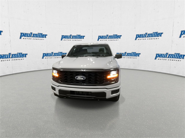 2025 Ford F-150 STX photo 4
