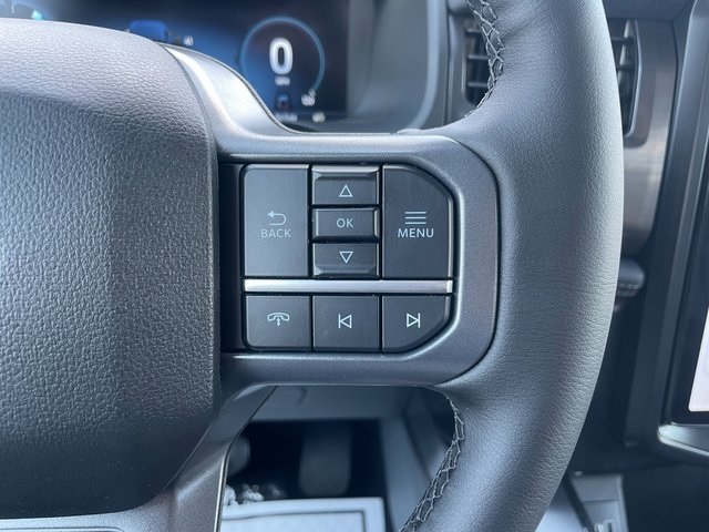 2025 Ford F-150 Lightning photo 23