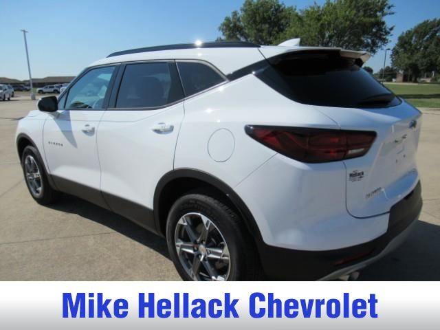2023 Chevrolet Blazer 2LT photo 3