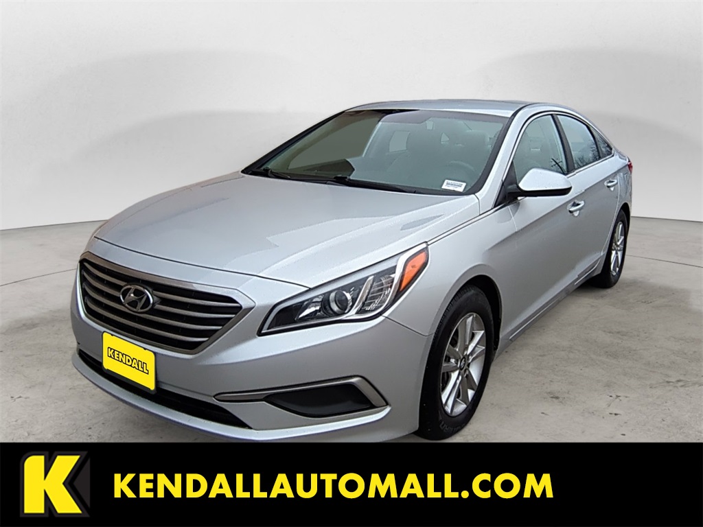 2017 Hyundai Sonata Base's photo