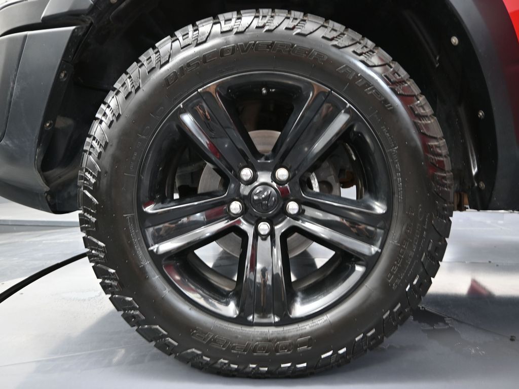 2024 Ram 1500 Classic Warlock photo 10