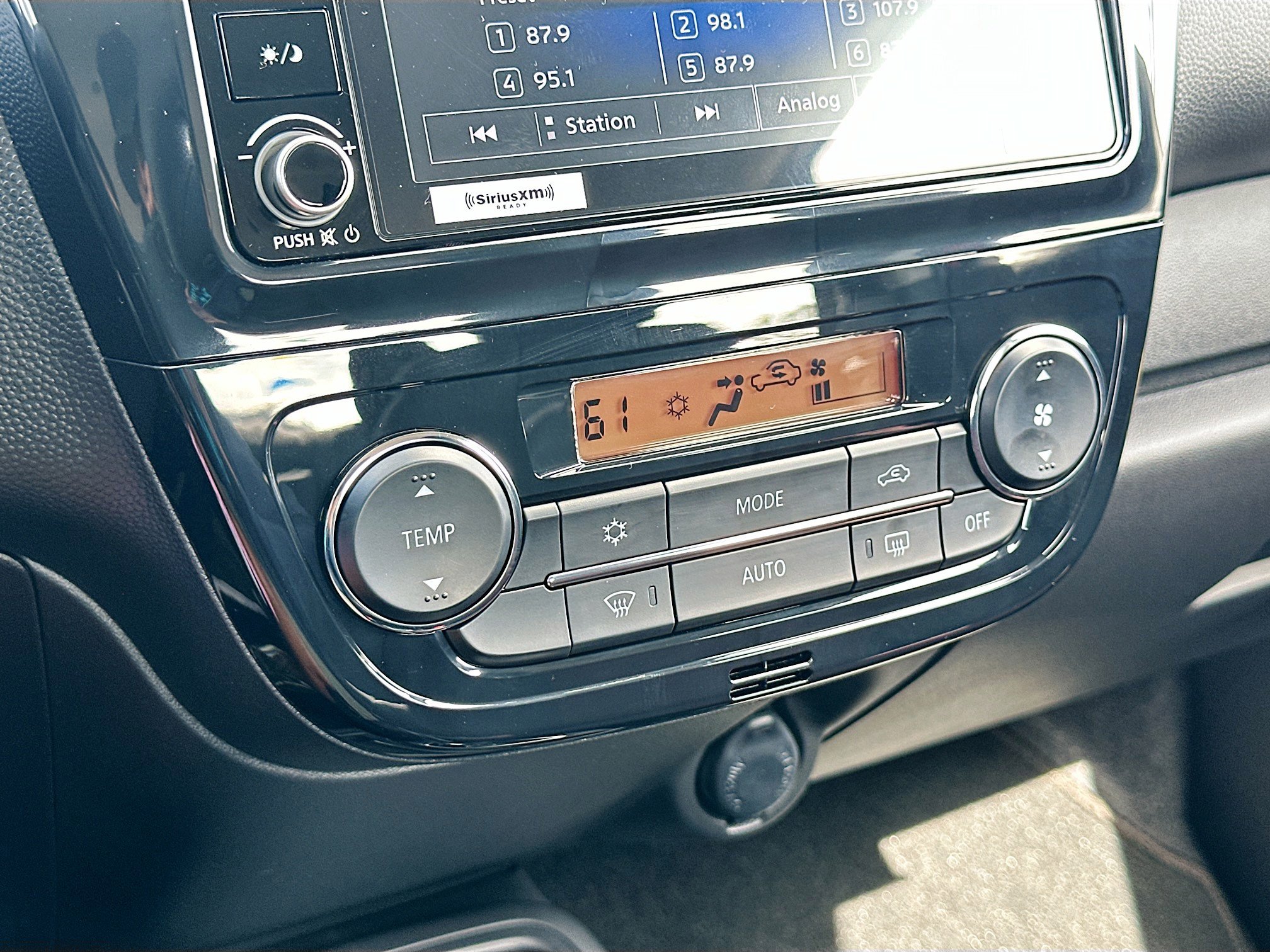 2024 Mitsubishi Mirage G4 Black Edition photo 10