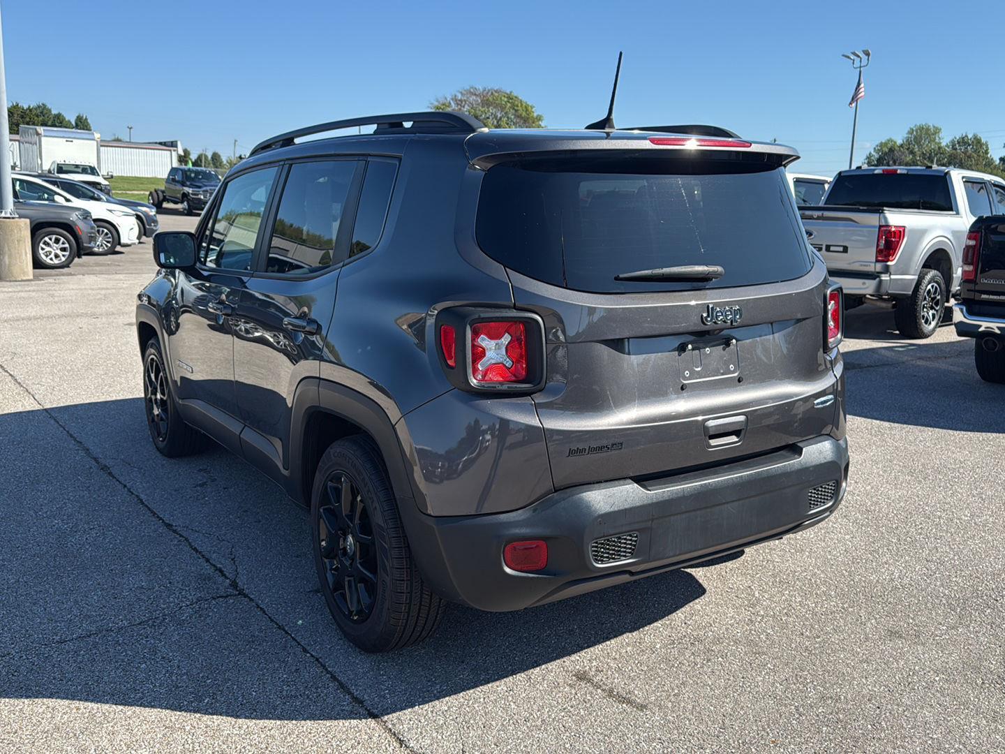 2020 Jeep Renegade Latitude photo 12