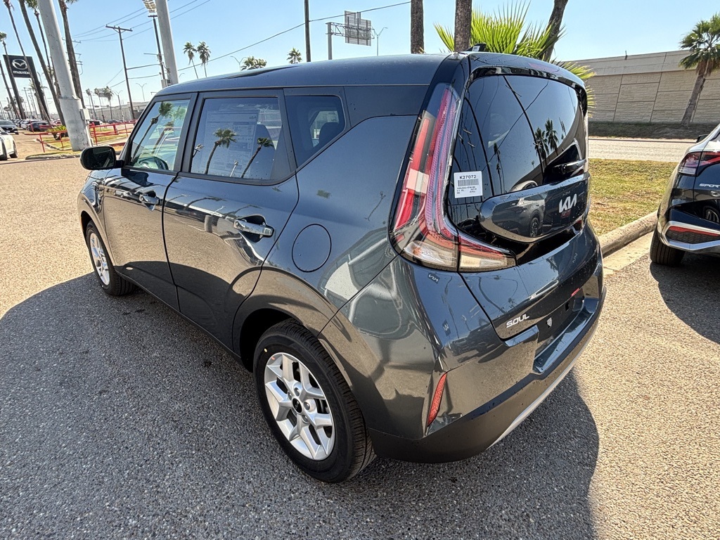 2025 Kia Soul LX S photo 3