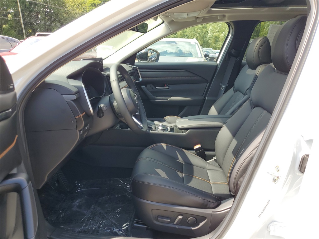 2025 Mazda CX-50 Premium photo 10