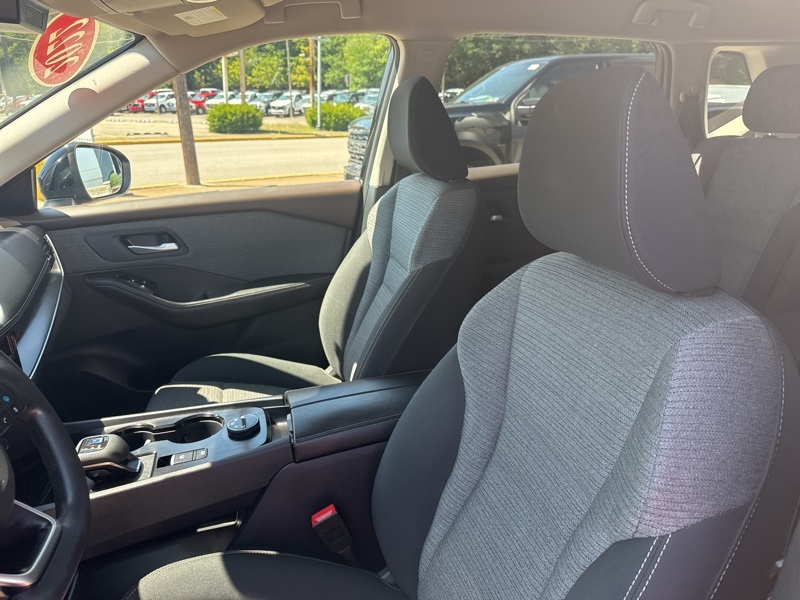 2022 Nissan Rogue SV photo 20