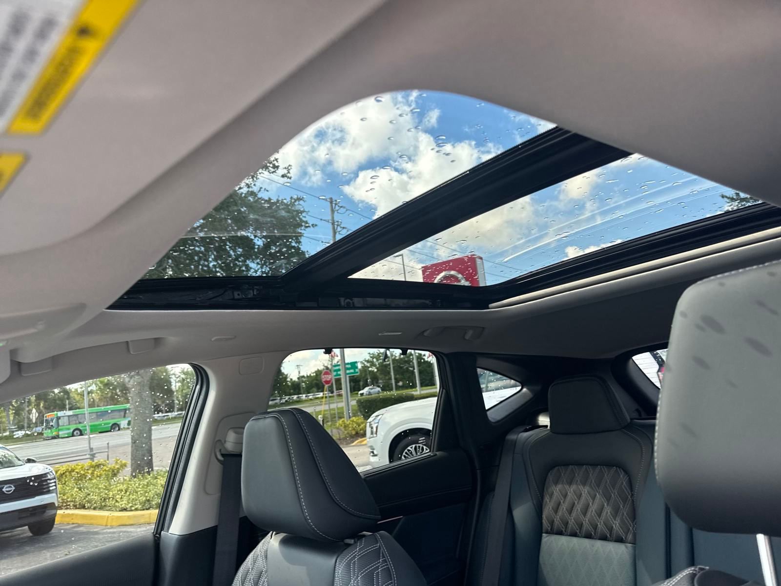 2025 Nissan Murano Platinum photo 25
