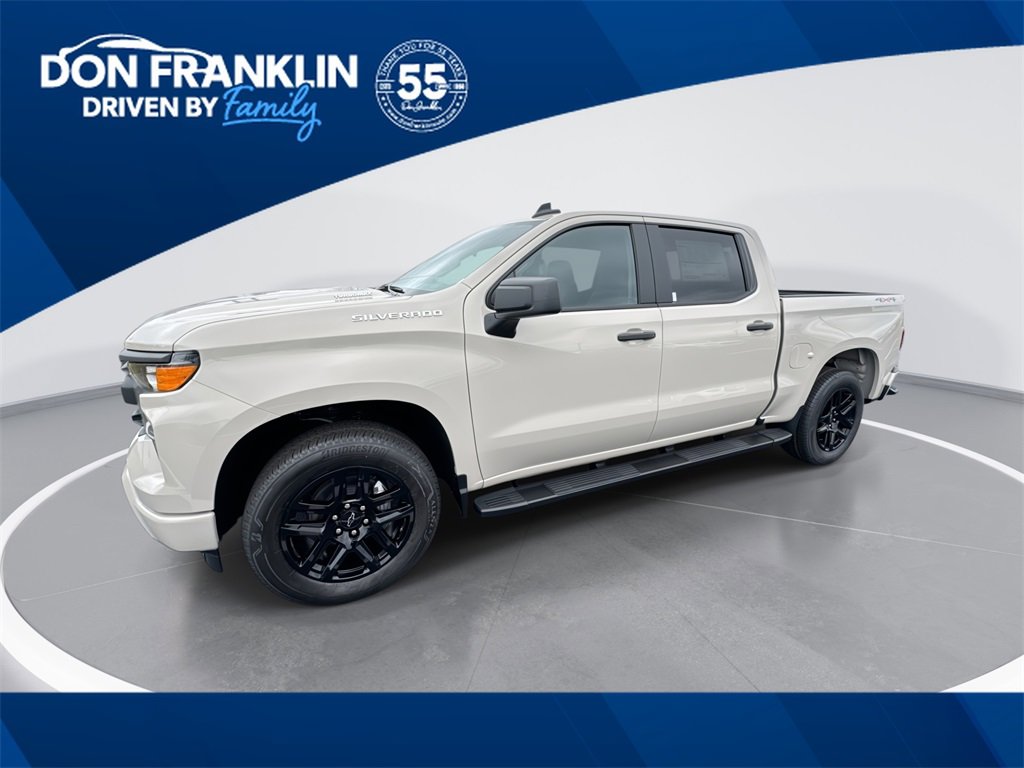 2026 Chevrolet Silverado 1500 Custom's photo