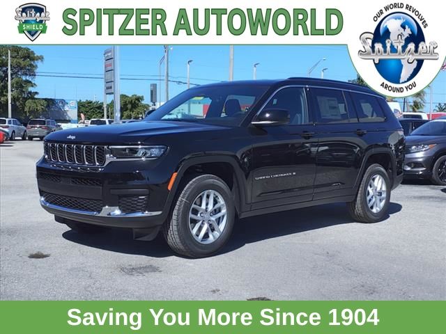 2025 Jeep Grand Cherokee Laredo X photo 3