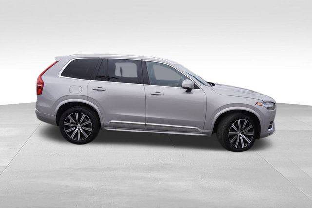 2024 Volvo XC90 B5 Plus photo 3