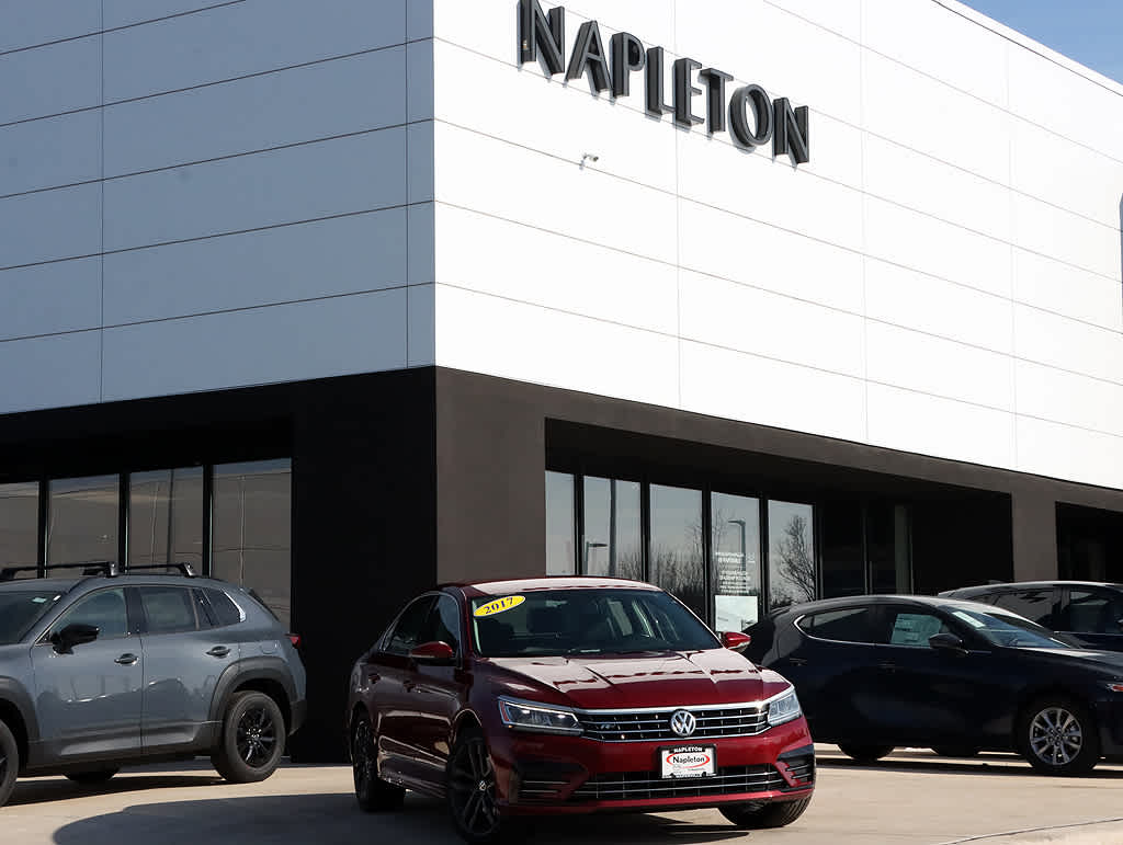 2017 Volkswagen Passat R-Line