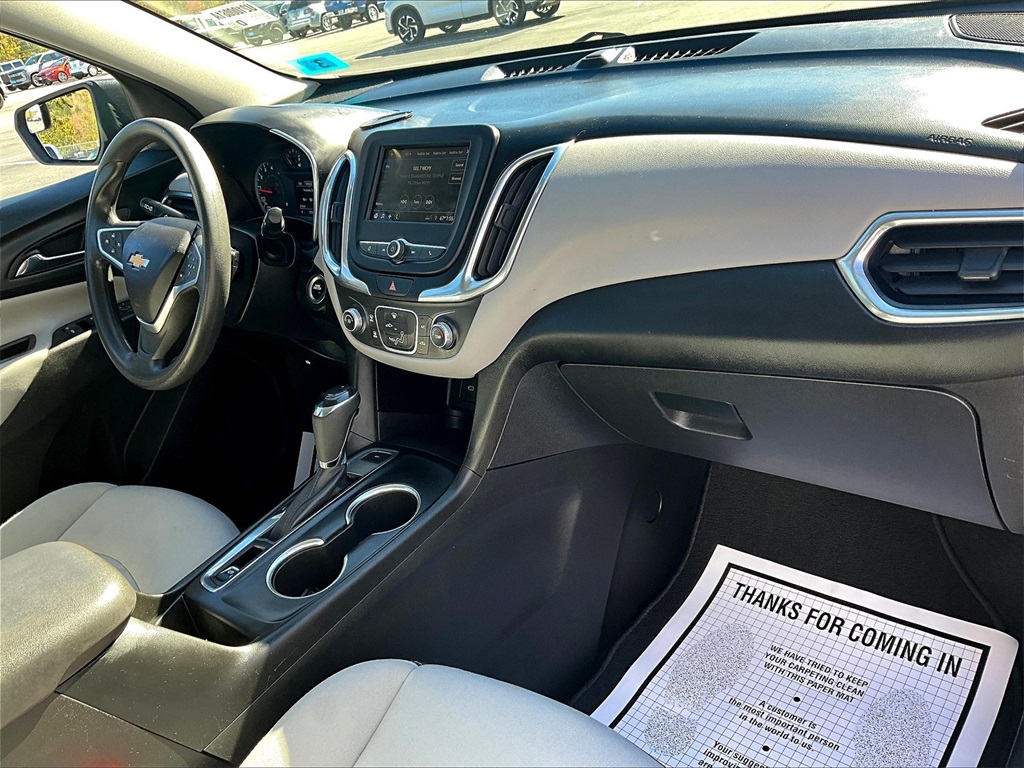 2019 Chevrolet Equinox LS photo 12