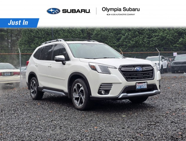 2023 Subaru Forester Touring's photo
