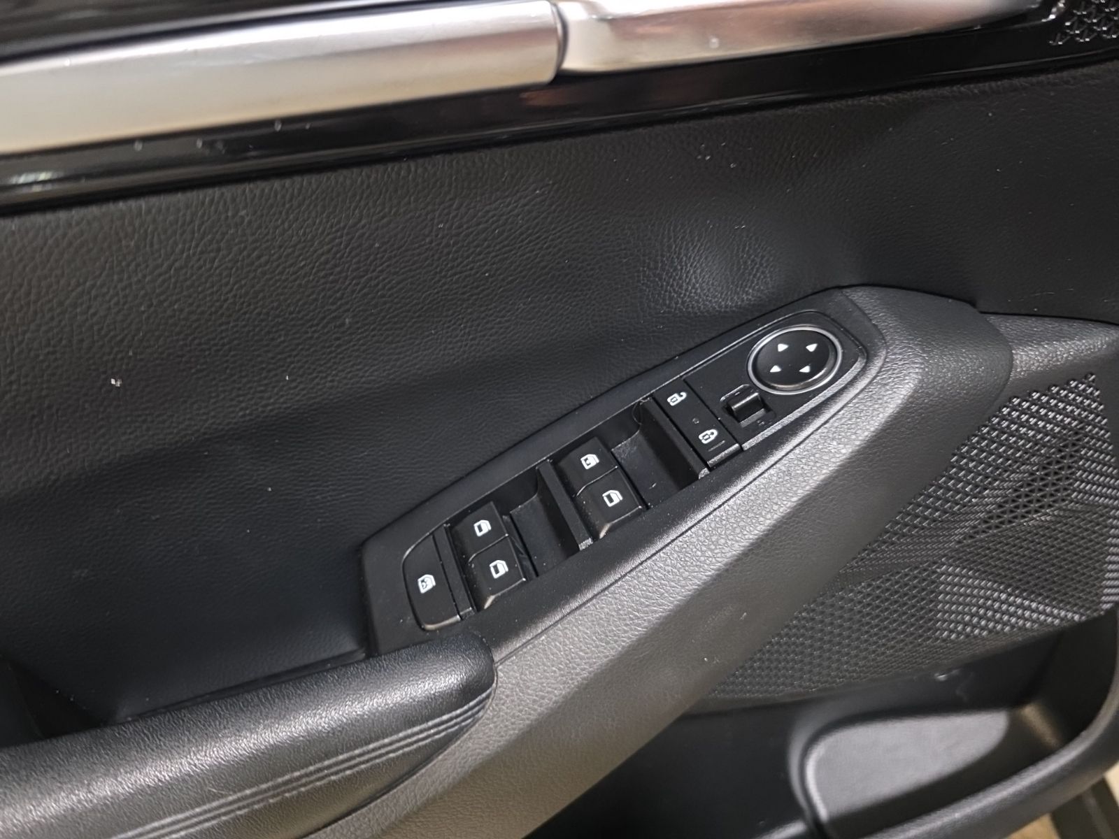 2021 Kia Seltos S photo 19