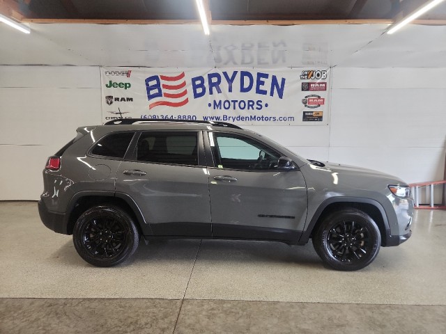 2023 Jeep Cherokee Altitude Lux