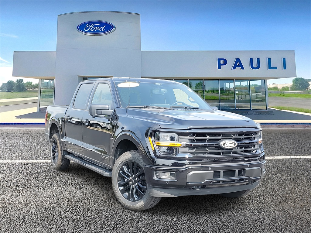 2025 Ford F-150 XLT's photo