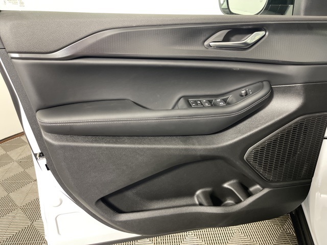 2025 Jeep Grand Cherokee Altitude X photo 9