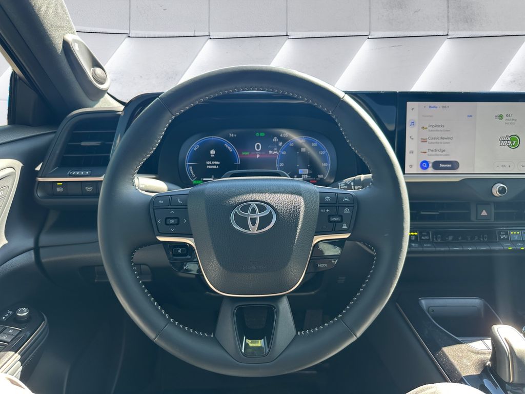 2025 Toyota Crown Limited photo 9